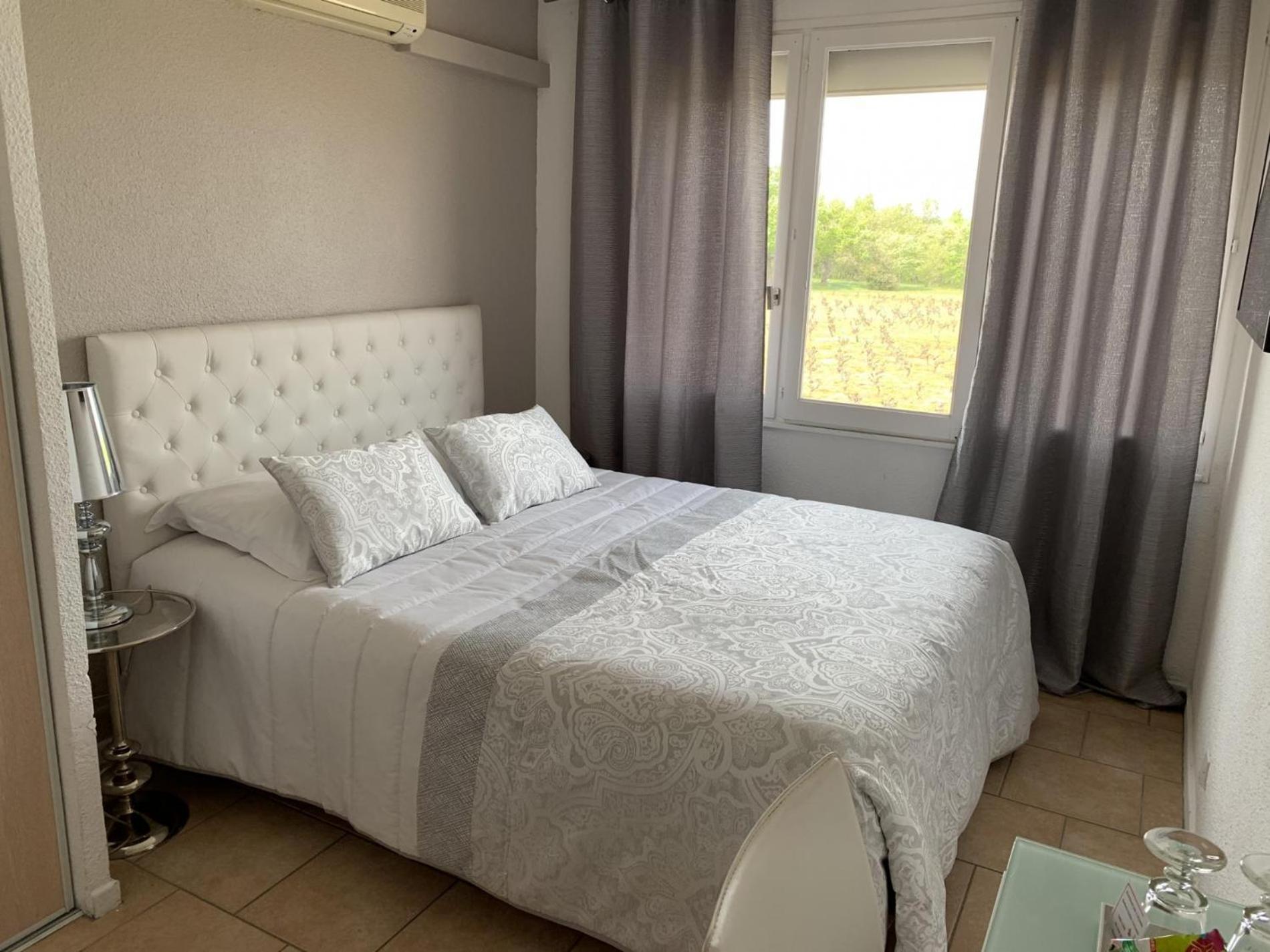 Le Mas Du Terme Barjac  Habitación foto