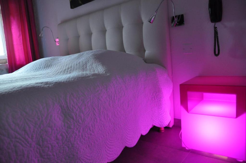 Le Mas Du Terme Barjac  Habitación foto
